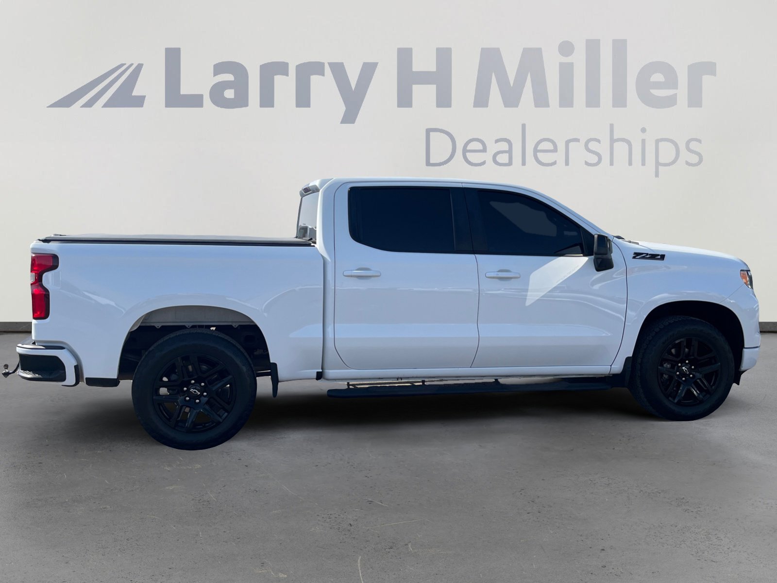 Used 2022 Chevrolet Silverado 1500 RST w/ Z71 Off-Road Package image 6