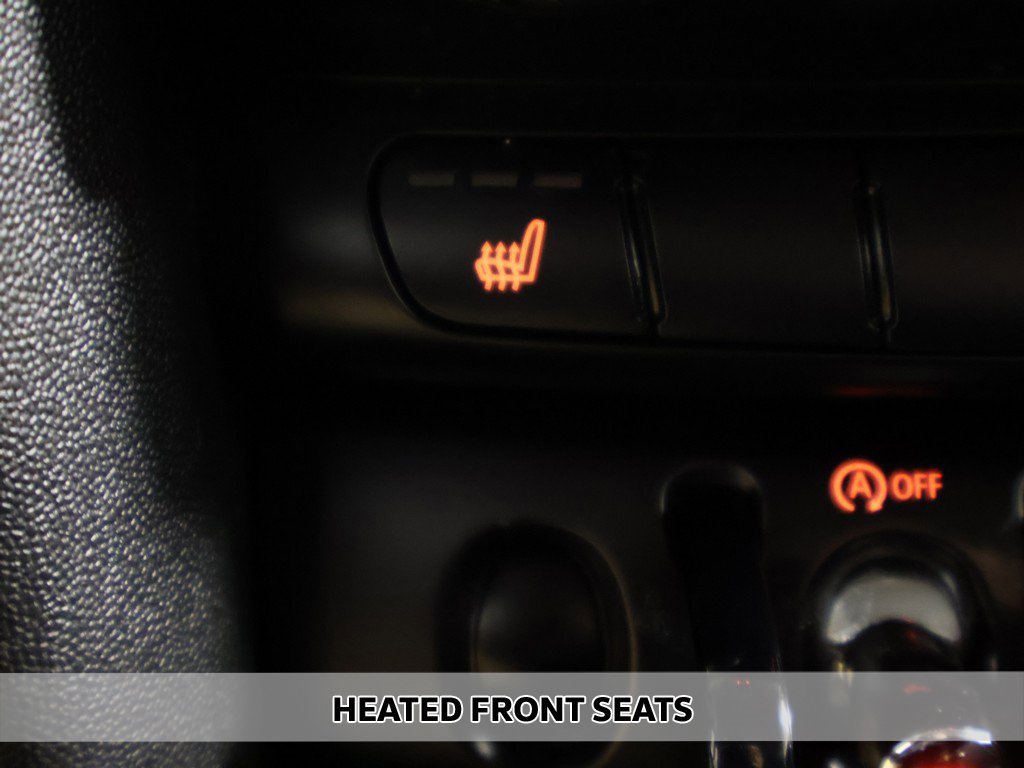 Used 2019 MINI Cooper Hardtop image 4