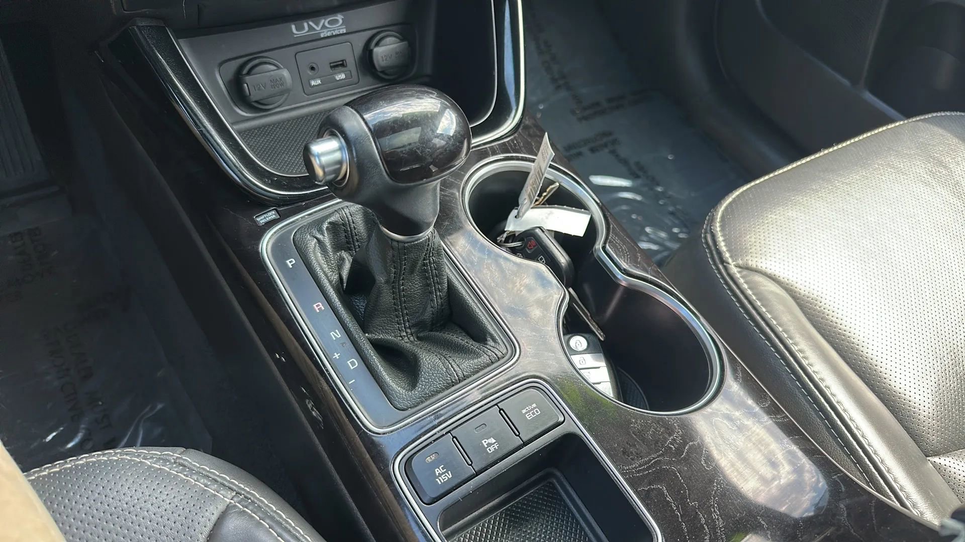 Used 2015 Kia Sorento SX image 17