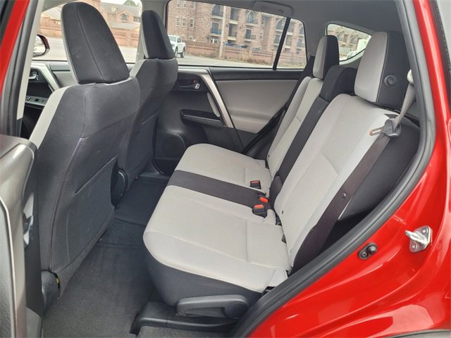 Used 2017 Toyota RAV4 XLE image 9