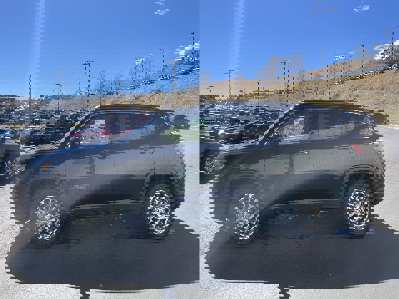 Used 2022 Jeep Compass Latitude AWD/4WD image 4