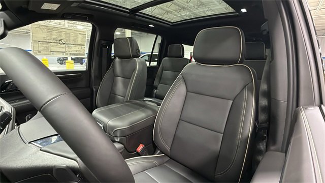New 2026 Chevrolet Suburban Premier w/ Sun And Tow Package image 12