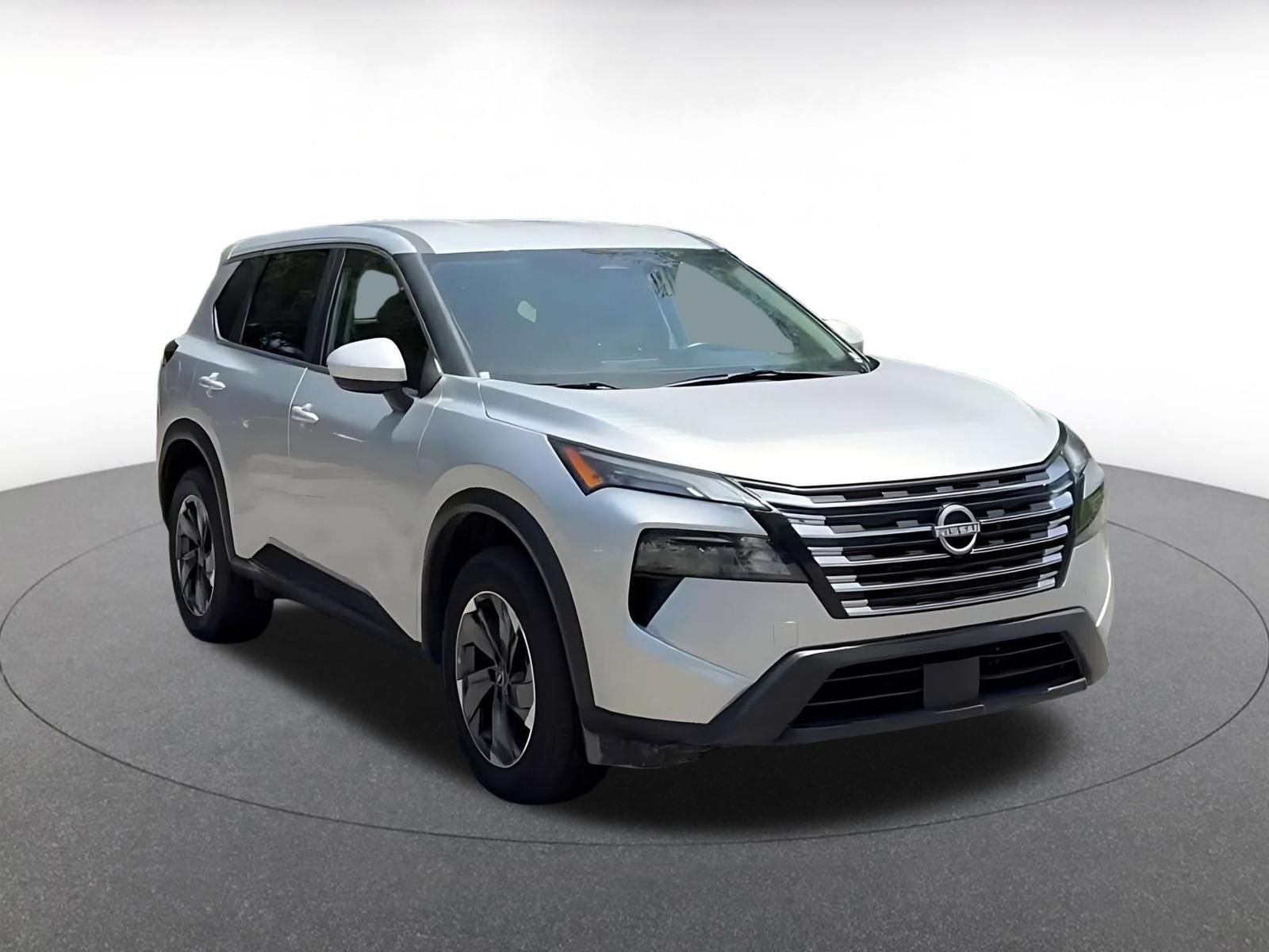 Used 2025 Nissan Rogue SV FWD image 3