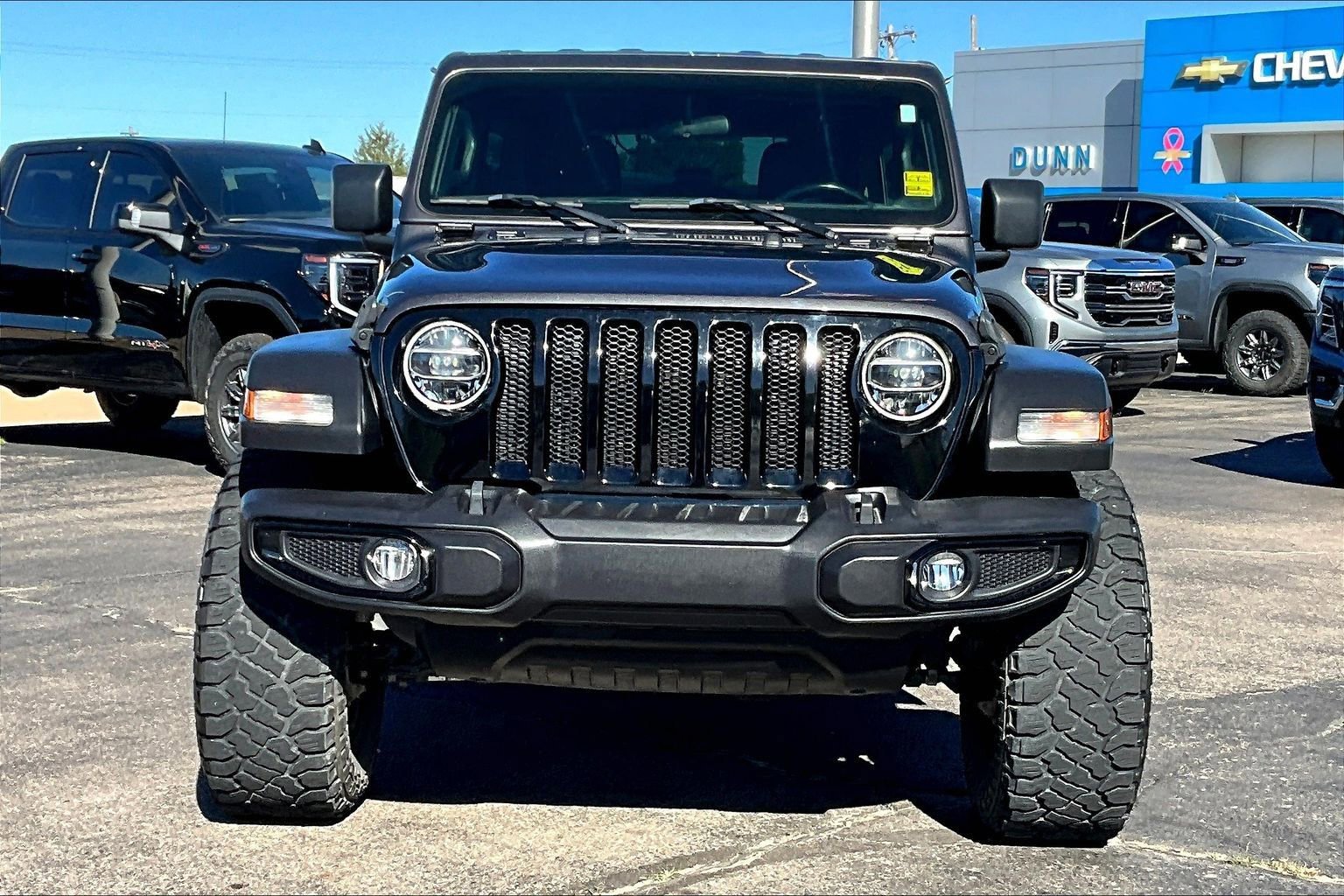 Used 2021 Jeep Wrangler Unlimited Willys image 3