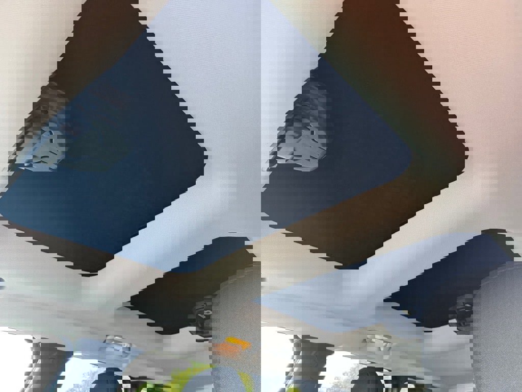 Used 2020 Jeep Renegade Sport w/ Sport Appearance Group image 16