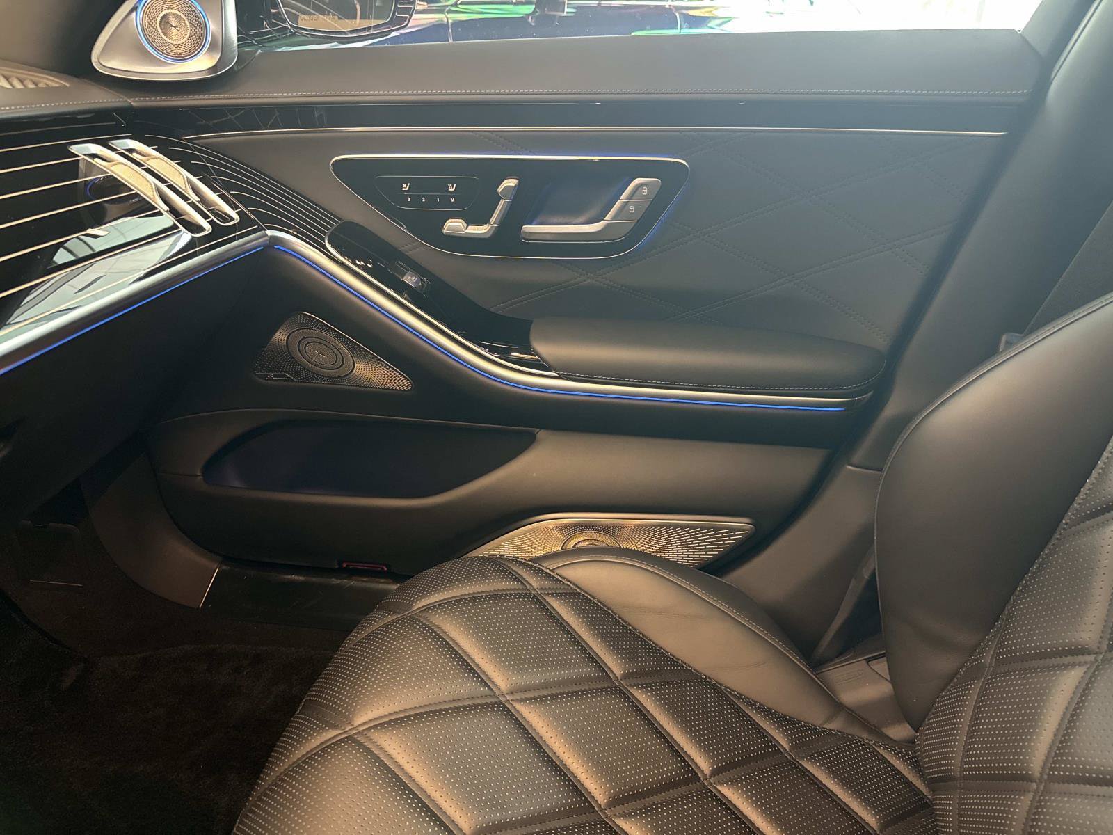 Certified 2024 Mercedes-Benz Maybach S 680 4MATIC image 23