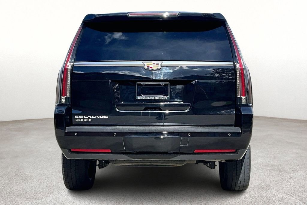 Used 2015 Cadillac Escalade Premium image 7