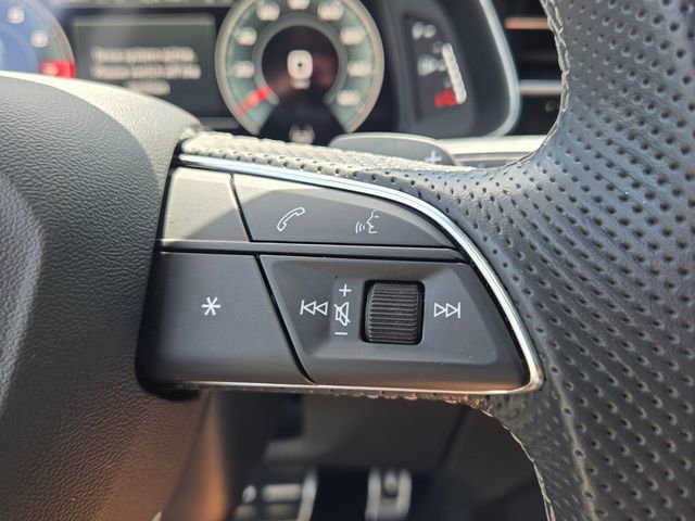 Used 2023 Audi SQ8 Prestige AWD/4WD image 25