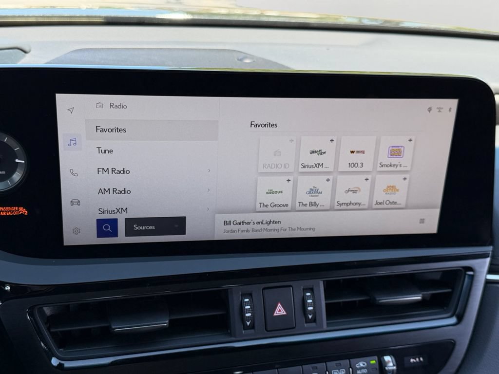 Certified 2025 Lexus ES 300h Ultra Luxury w/ Accessory Package (Z1) FWD image 19