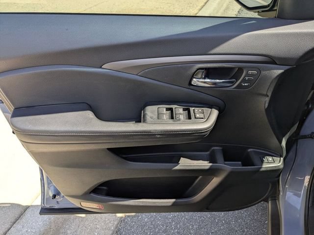 Certified 2022 Honda Pilot Special Edition image 30