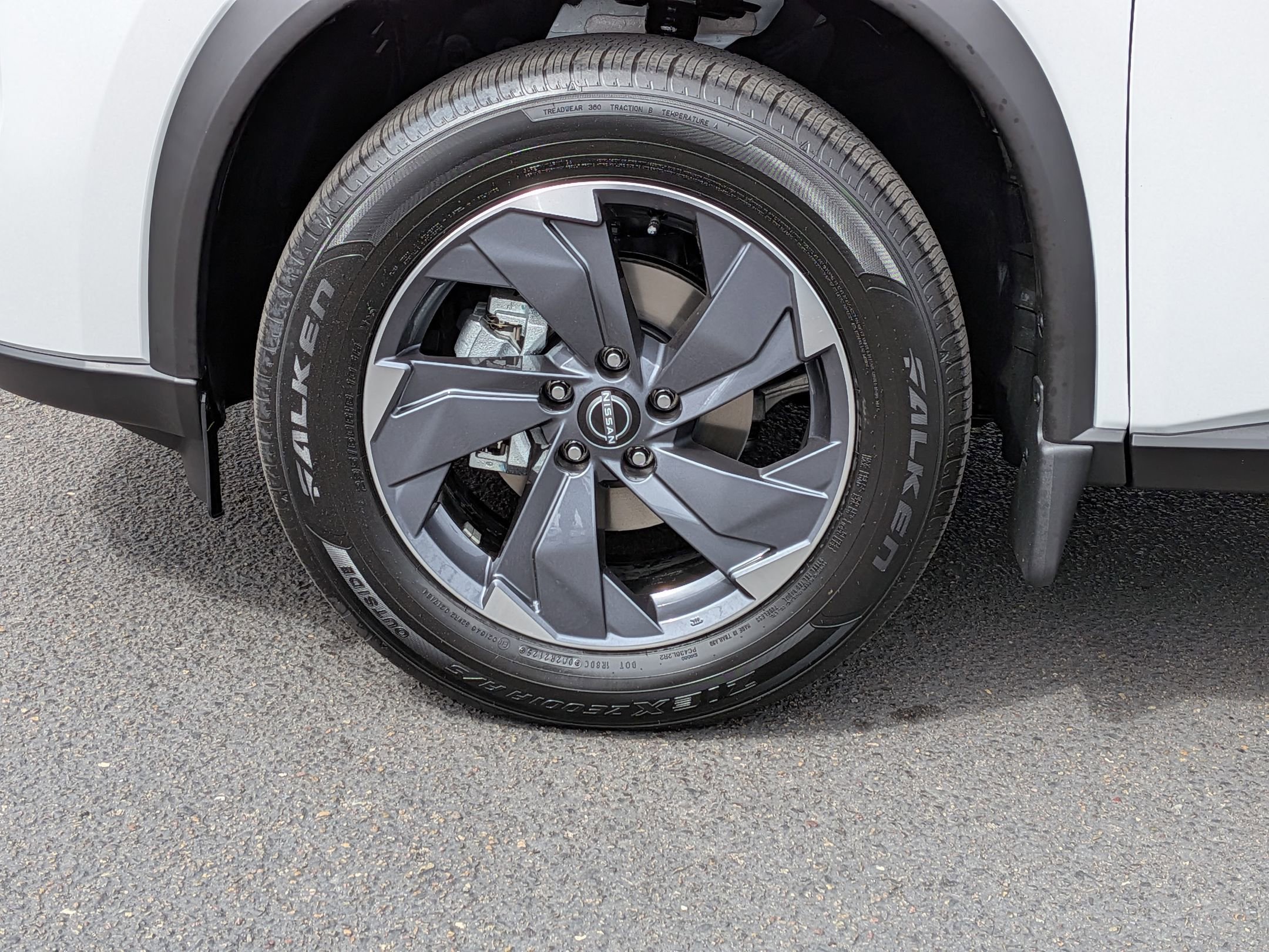 New 2026 Nissan Rogue SV image 11