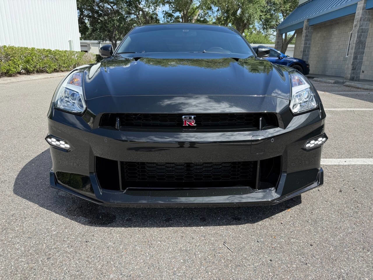Used 2024 Nissan GT-R Premium w/ Floor Mat Package AWD/4WD image 12