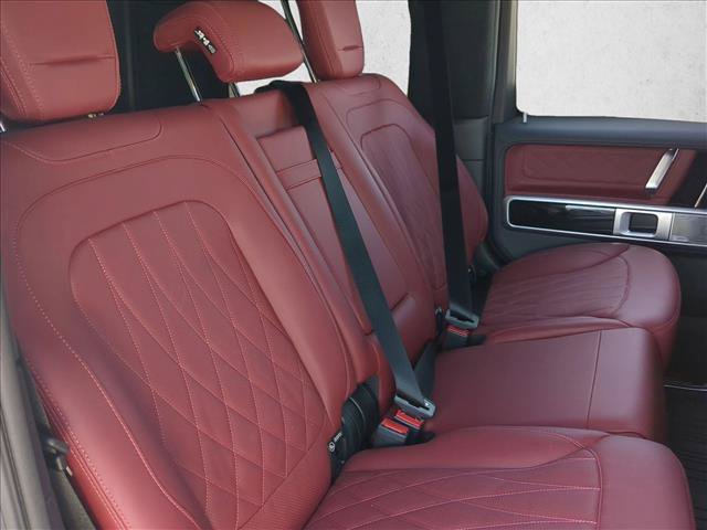 Used 2025 Mercedes-Benz G 550 image 21