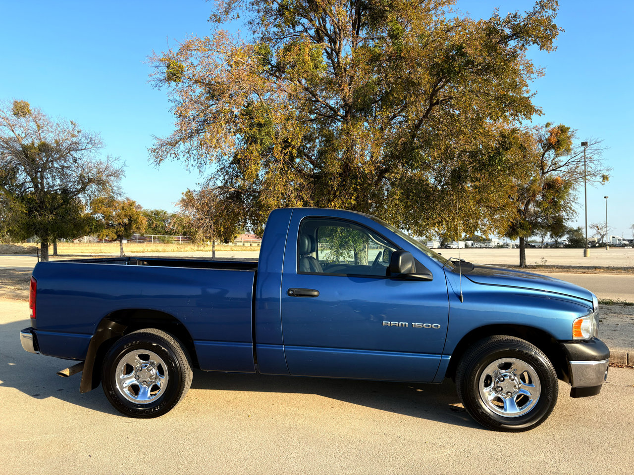Used 2004 Dodge Ram 1500 Truck ST w/ ST Value Group image 41