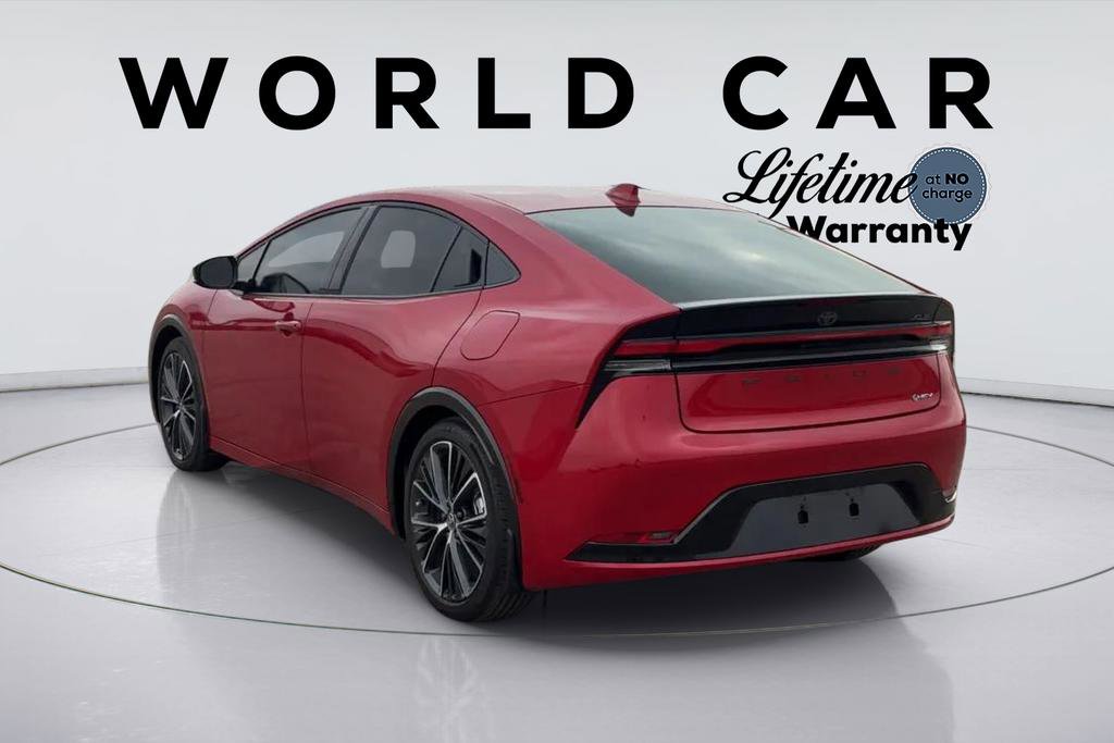 Used 2024 Toyota Prius XLE image 19