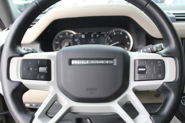 Used 2023 Land Rover Defender 90 X-Dynamic SE image 17