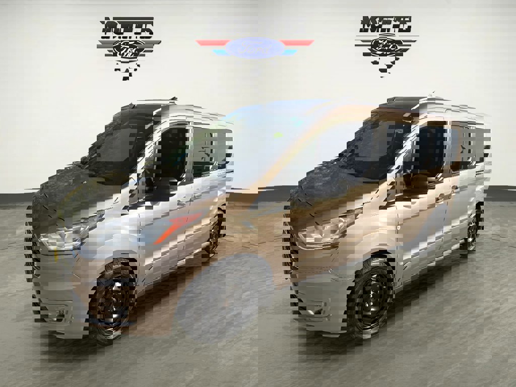 Used 2020 Ford Transit Connect XLT image 1