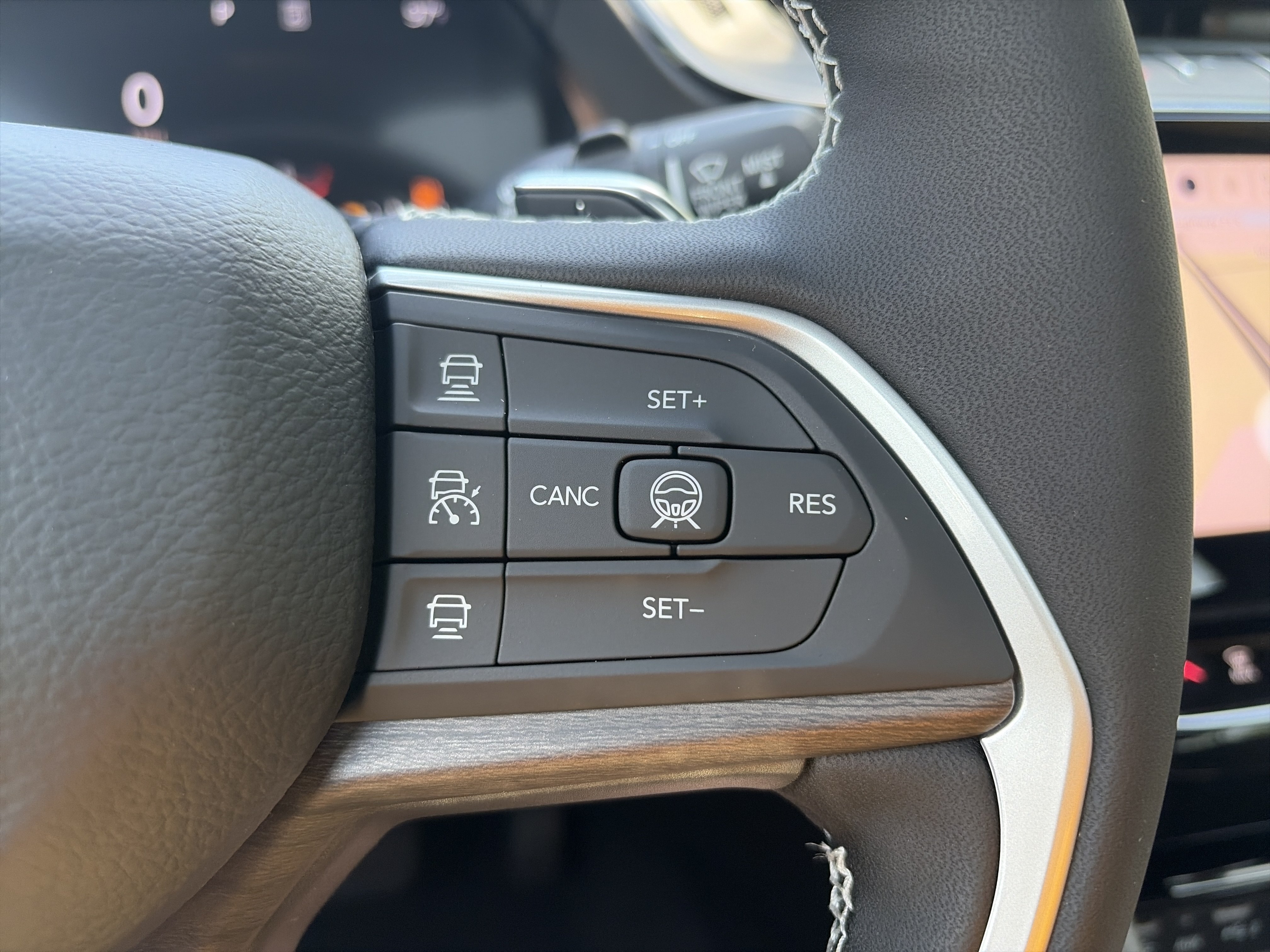 New 2026 Jeep Grand Cherokee L 4WD image 14