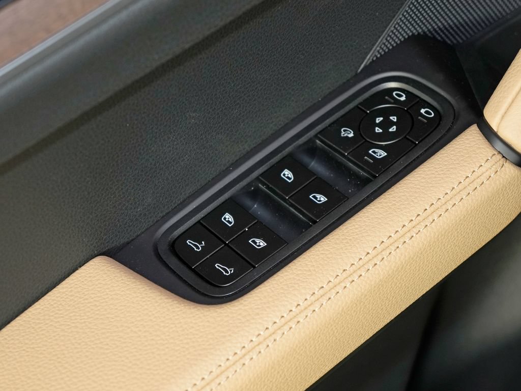 New 2026 Porsche Cayenne AWD/4WD image 16