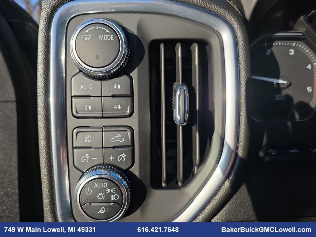 Used 2022 GMC Sierra 3500 AT4 w/ AT4 Premium Plus Package image 28