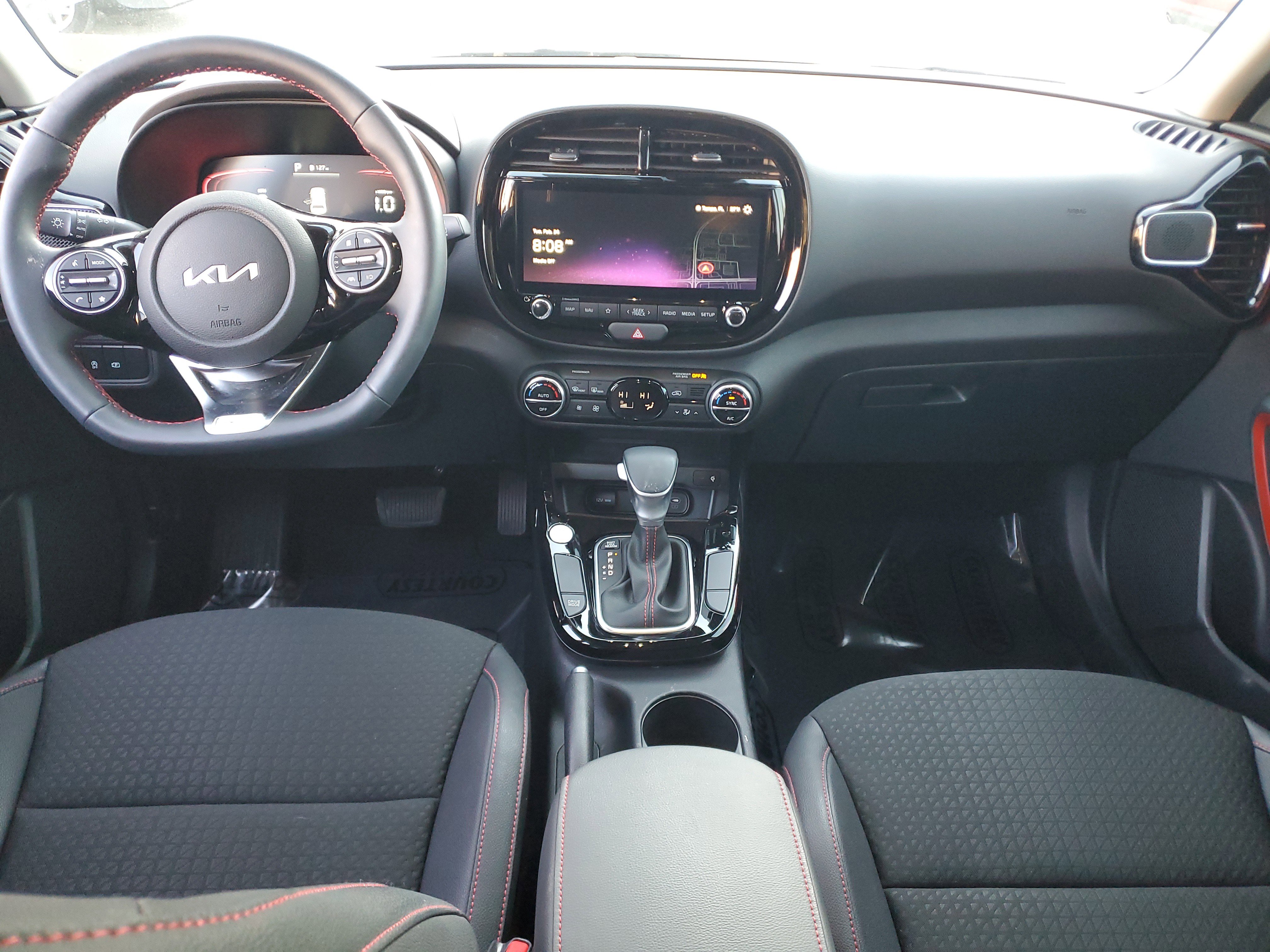 Used 2025 Kia Soul GT-Line image 13