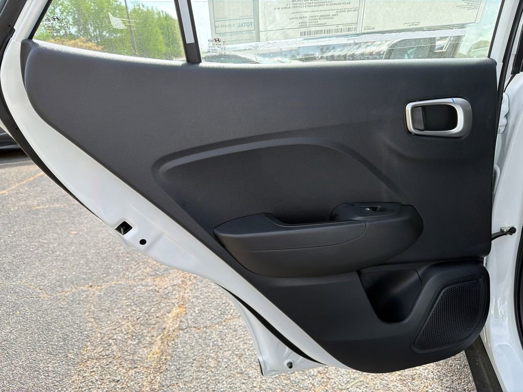 New 2026 Hyundai Venue SE image 21