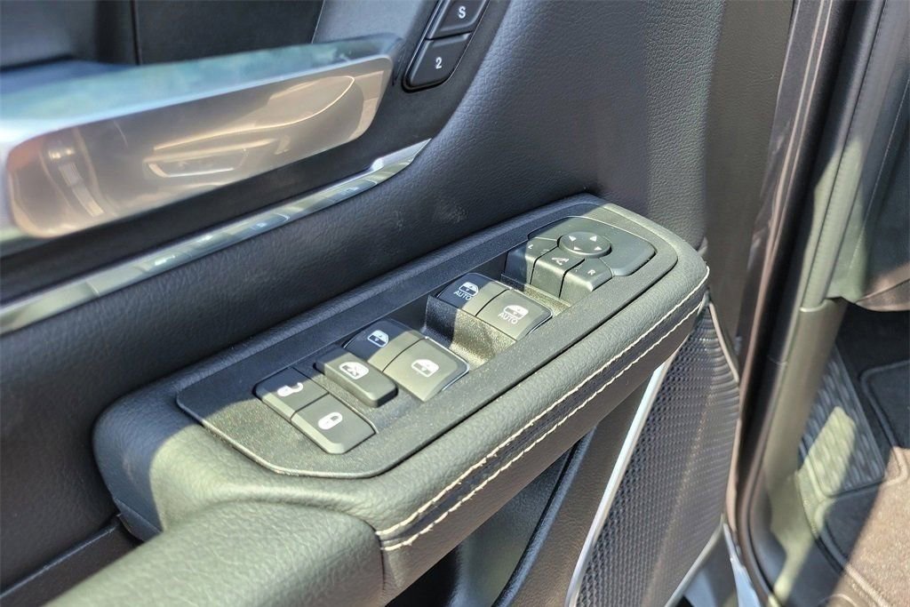 New 2026 RAM 1500 Laramie w/ Sport Appearance Package image 17