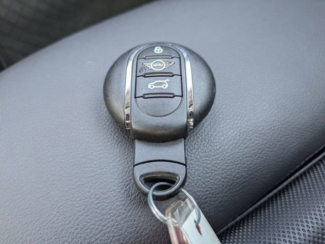 Used 2022 MINI Cooper S image 30