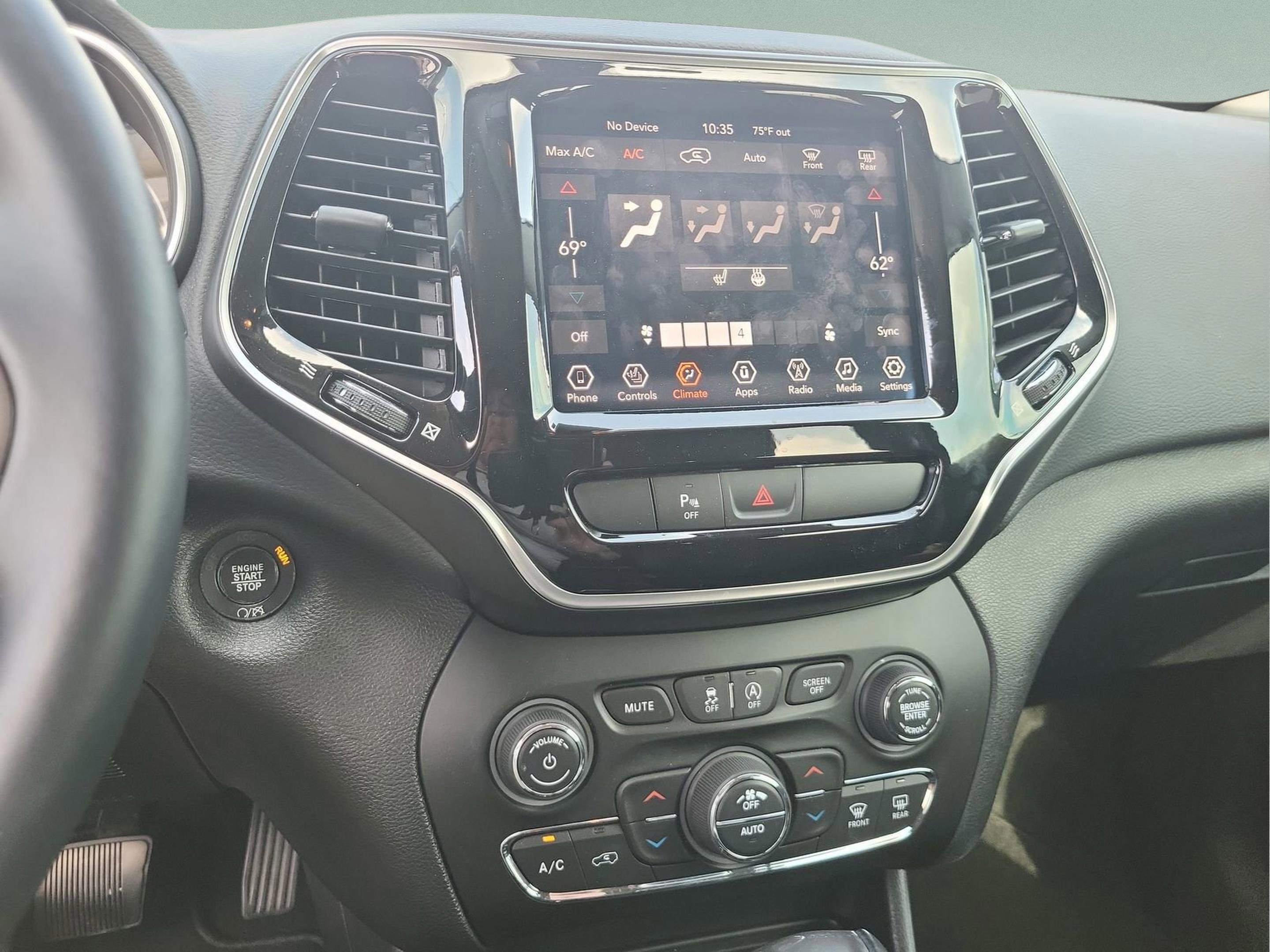 Used 2019 Jeep Cherokee Limited image 12