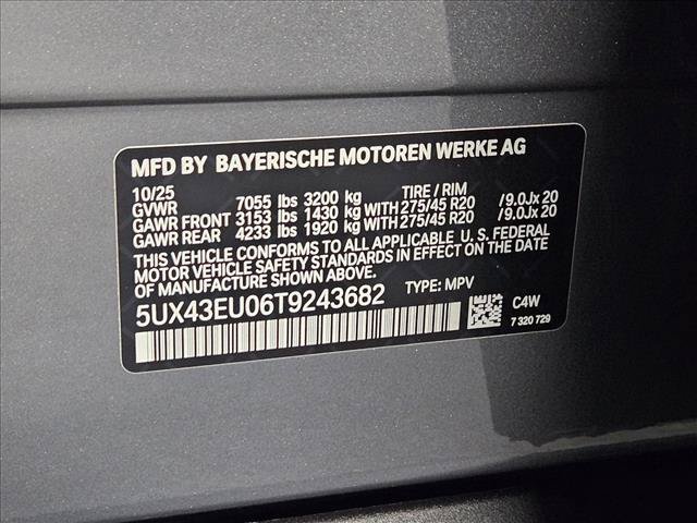 Used 2026 BMW X5 xDrive50e w/ Parking Assistance Package AWD/4WD image 17