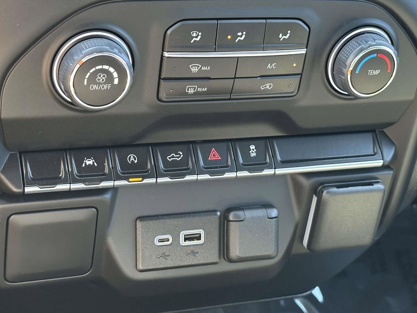 Certified 2024 Chevrolet Silverado 1500 Custom AWD/4WD image 12