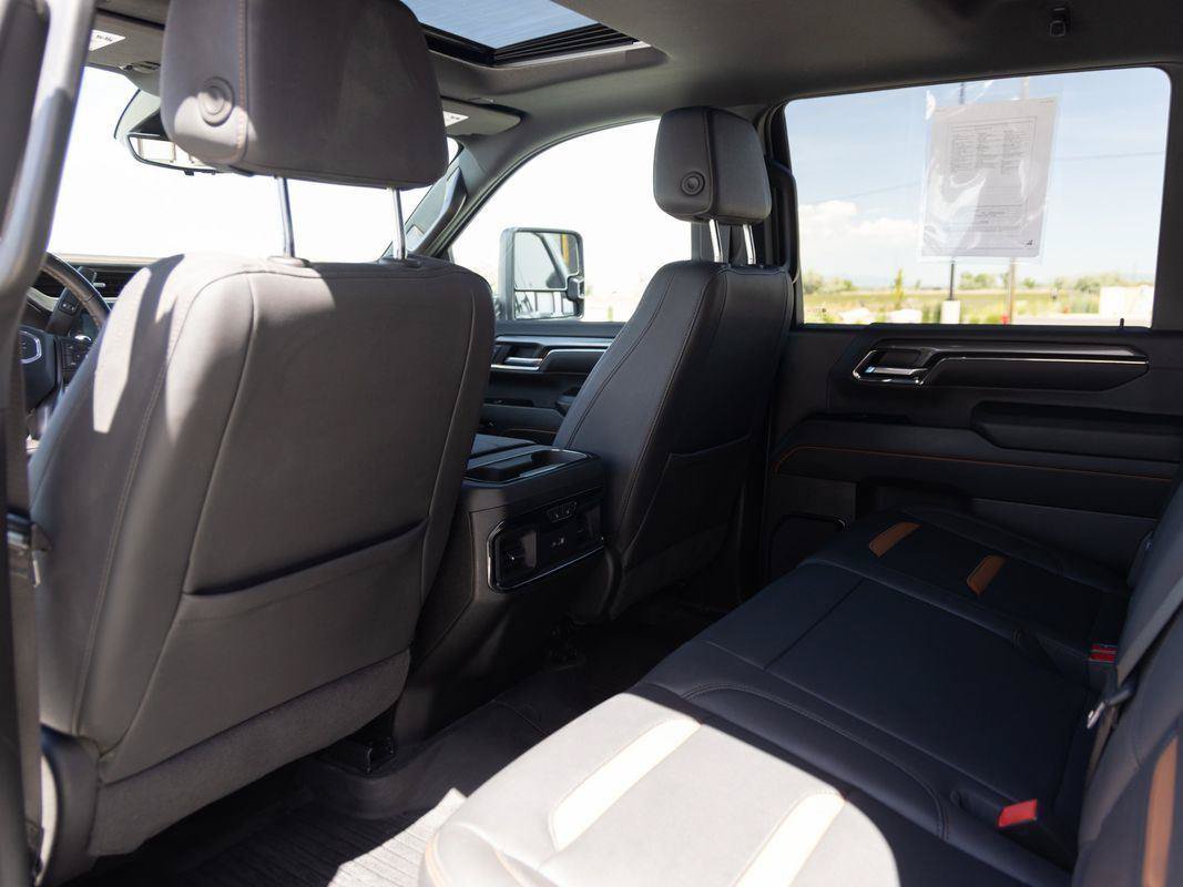 Used 2024 GMC Sierra 2500 AT4 w/ AT4 Premium Plus Package AWD/4WD image 20