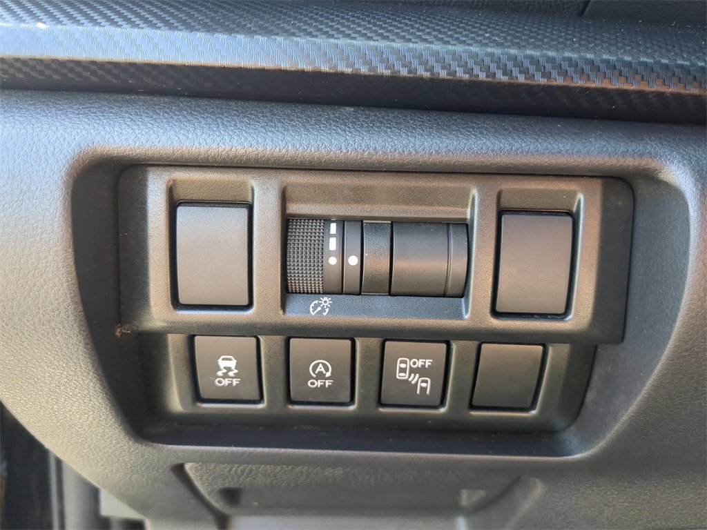 Used 2020 Subaru Crosstrek 2.0i Premium w/ Moonroof Package 2 image 34