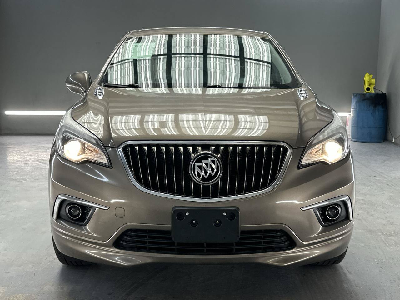 Used 2018 Buick Envision Preferred FWD image 2