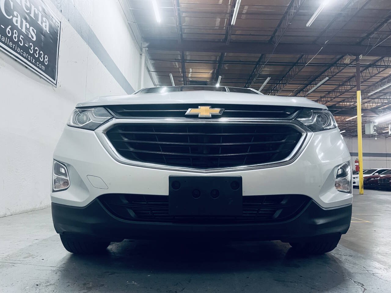 Used 2019 Chevrolet Equinox LT w/ Driver Convenience Package FWD image 12