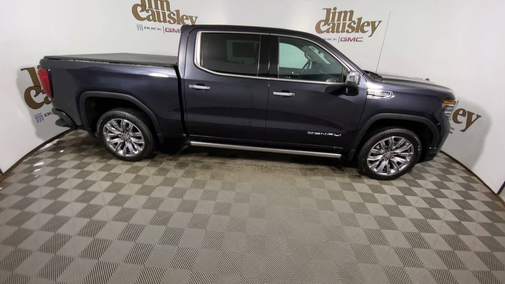 Used 2023 GMC Sierra 1500 Denali w/ Denali Reserve Package image 9