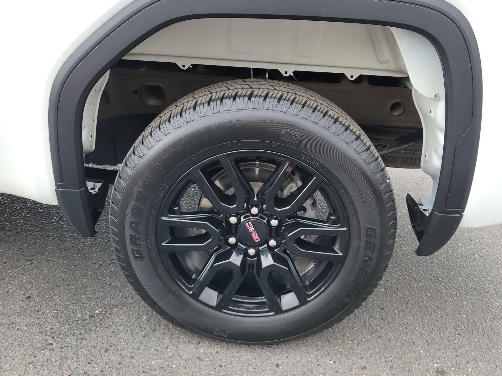 Used 2024 GMC Sierra 1500 Elevation AWD/4WD image 15