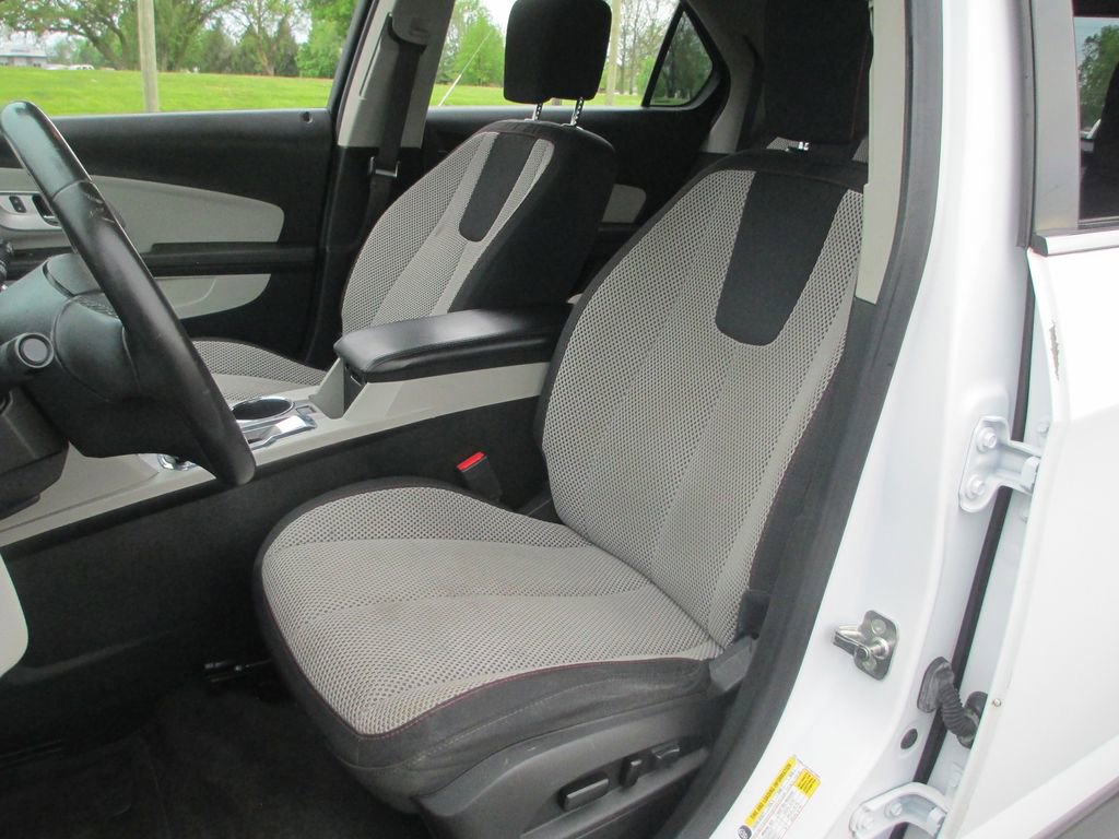 Used 2016 Chevrolet Equinox LT w/ Convenience Package image 17