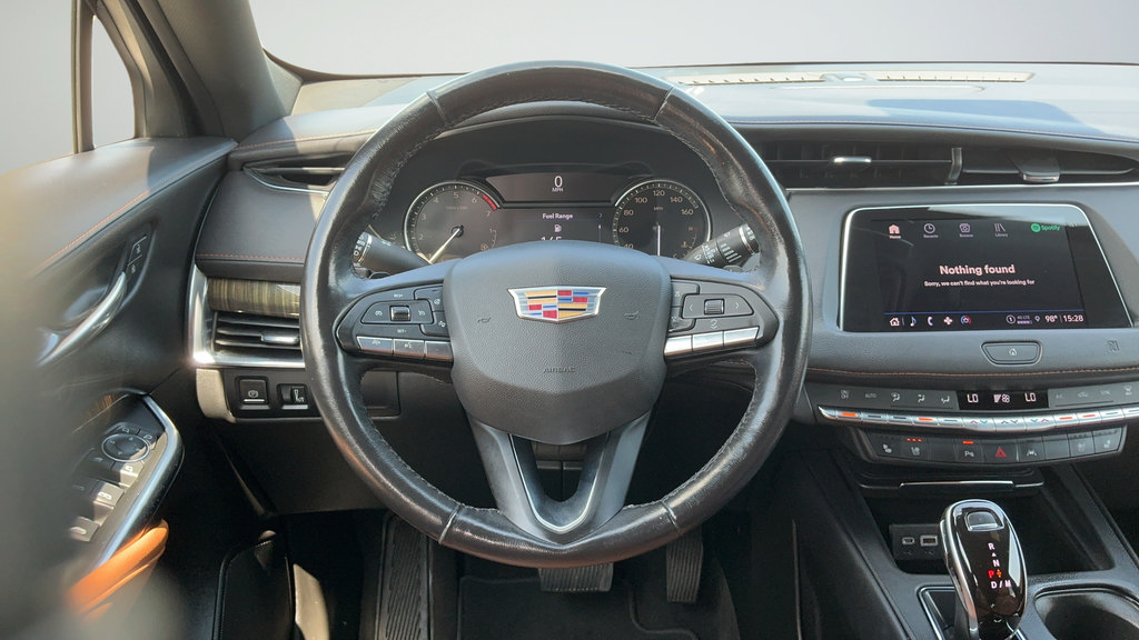 Used 2021 Cadillac XT4 Premium Luxury FWD image 6
