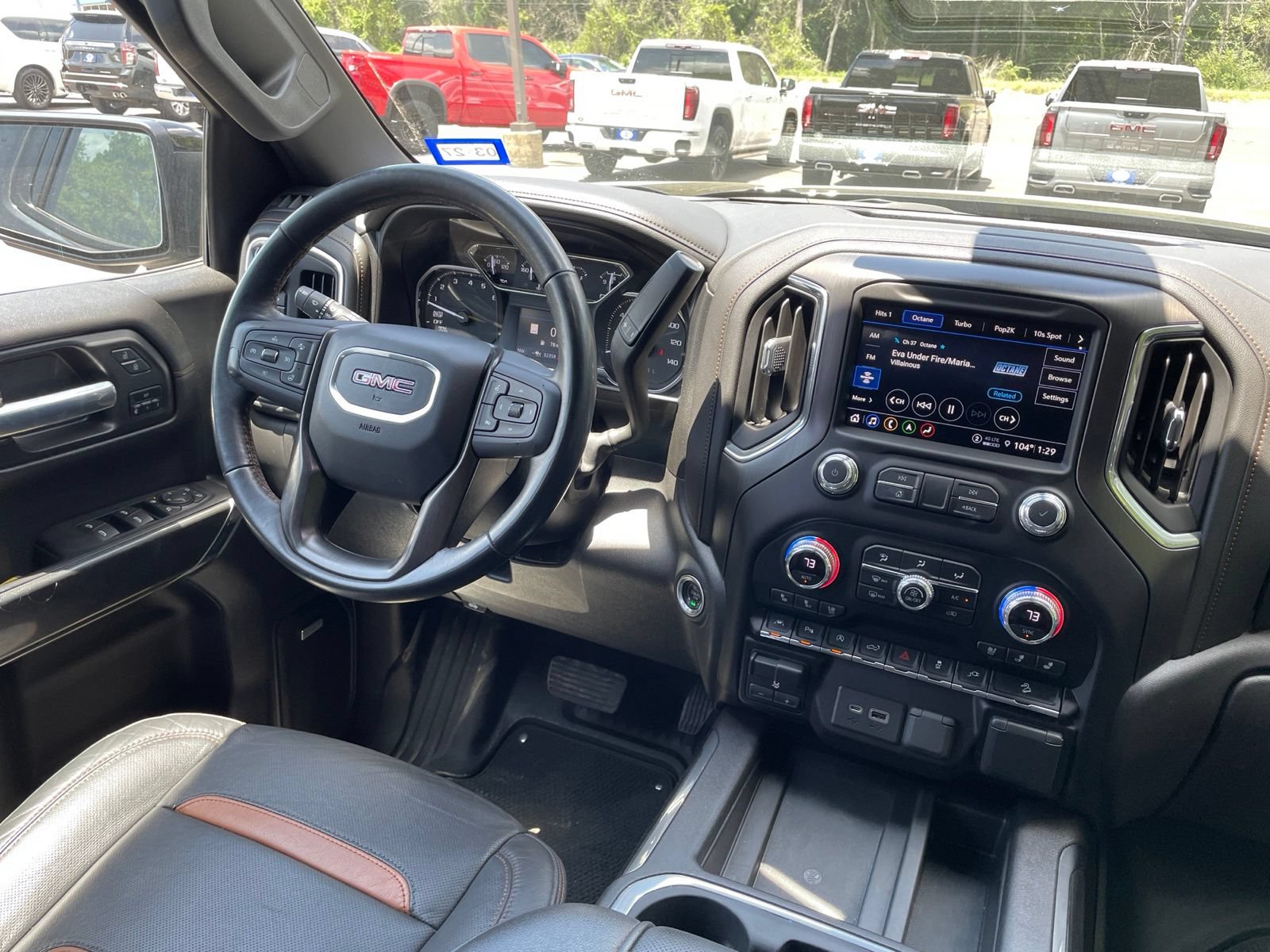 Used 2021 GMC Sierra 1500 AT4 w/ AT4 Premium Package AWD/4WD image 37