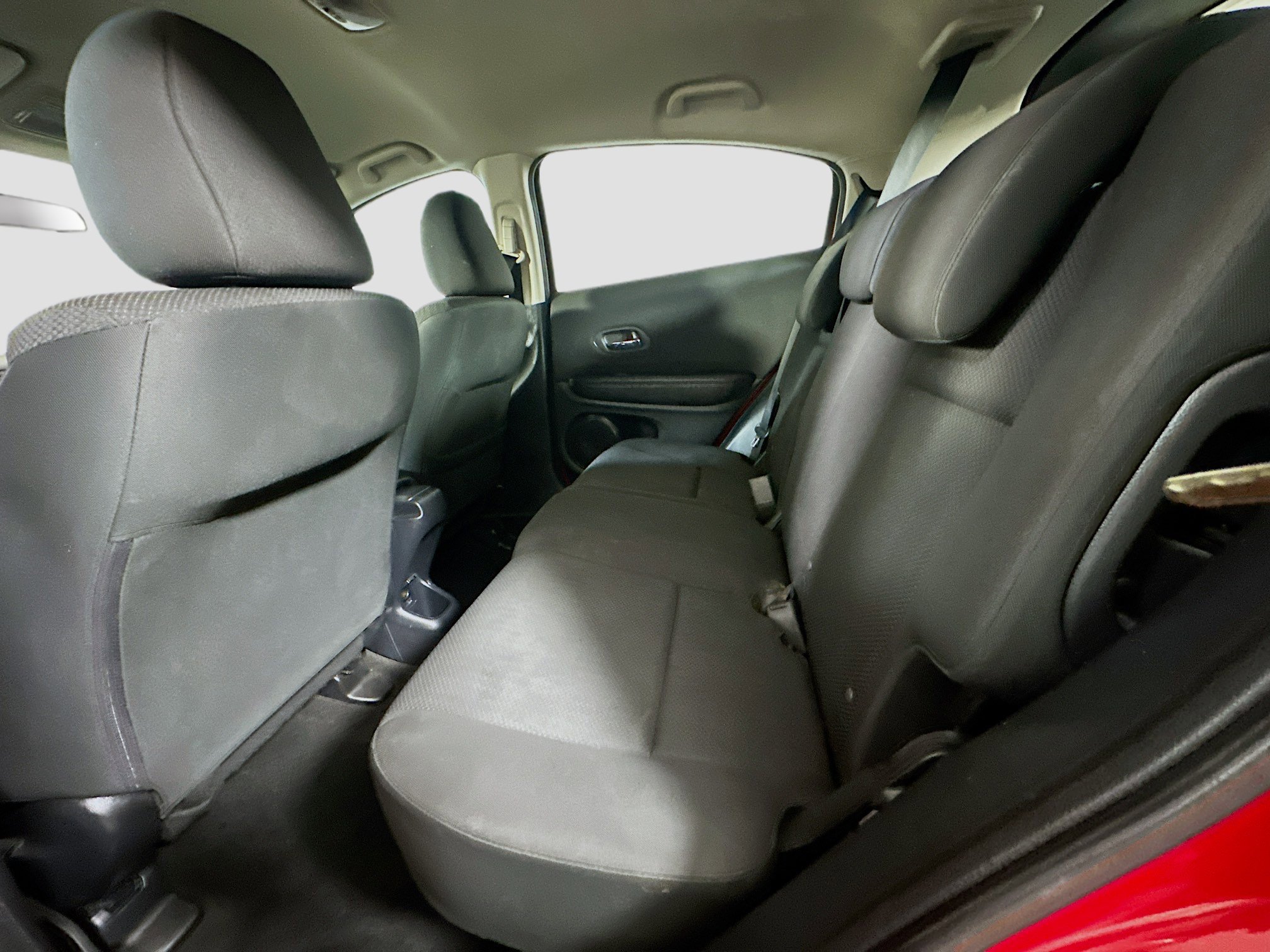 Used 2016 Honda HR-V LX image 25