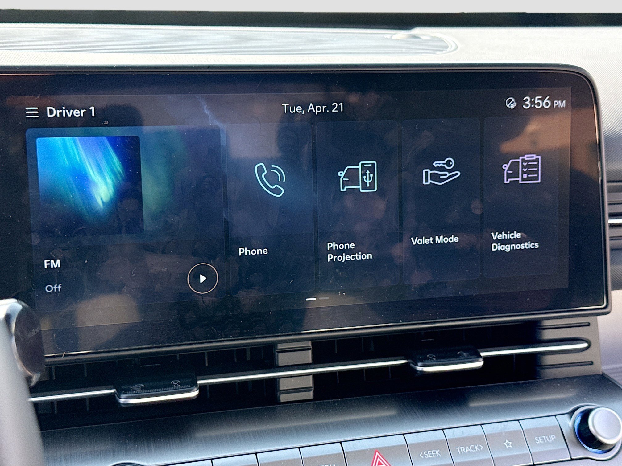 Certified 2025 Hyundai Kona SEL image 10