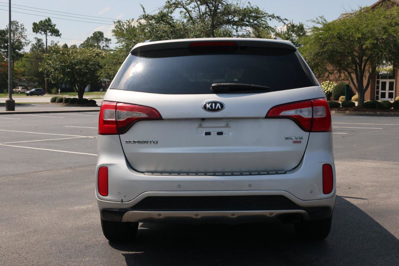 Used 2014 Kia Sorento SX w/ 3rd Row Package FWD image 4