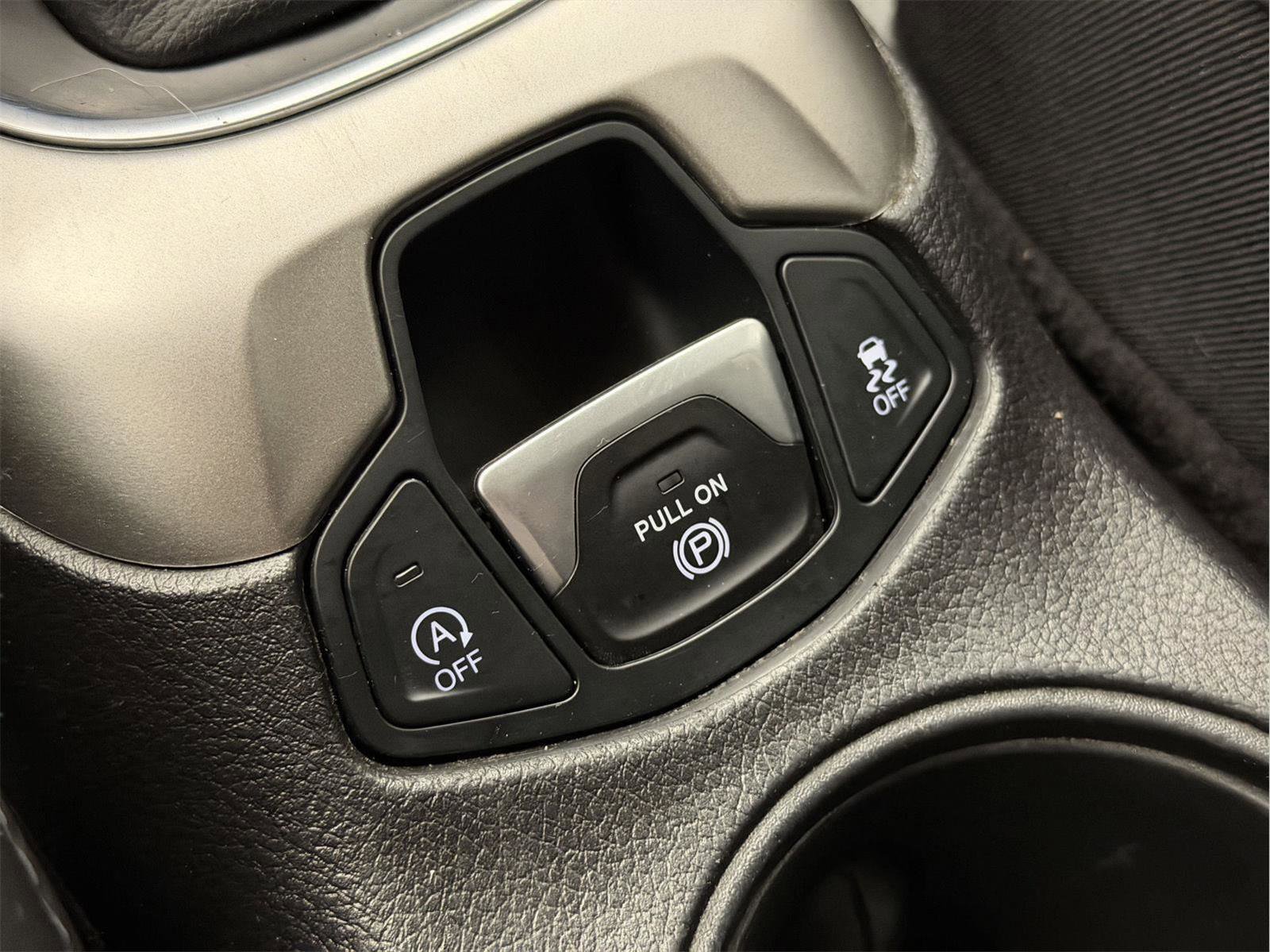 Used 2019 Jeep Compass Latitude image 38