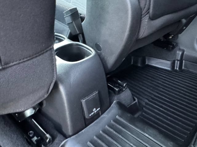 Used 2020 Chevrolet Trax LT FWD image 30