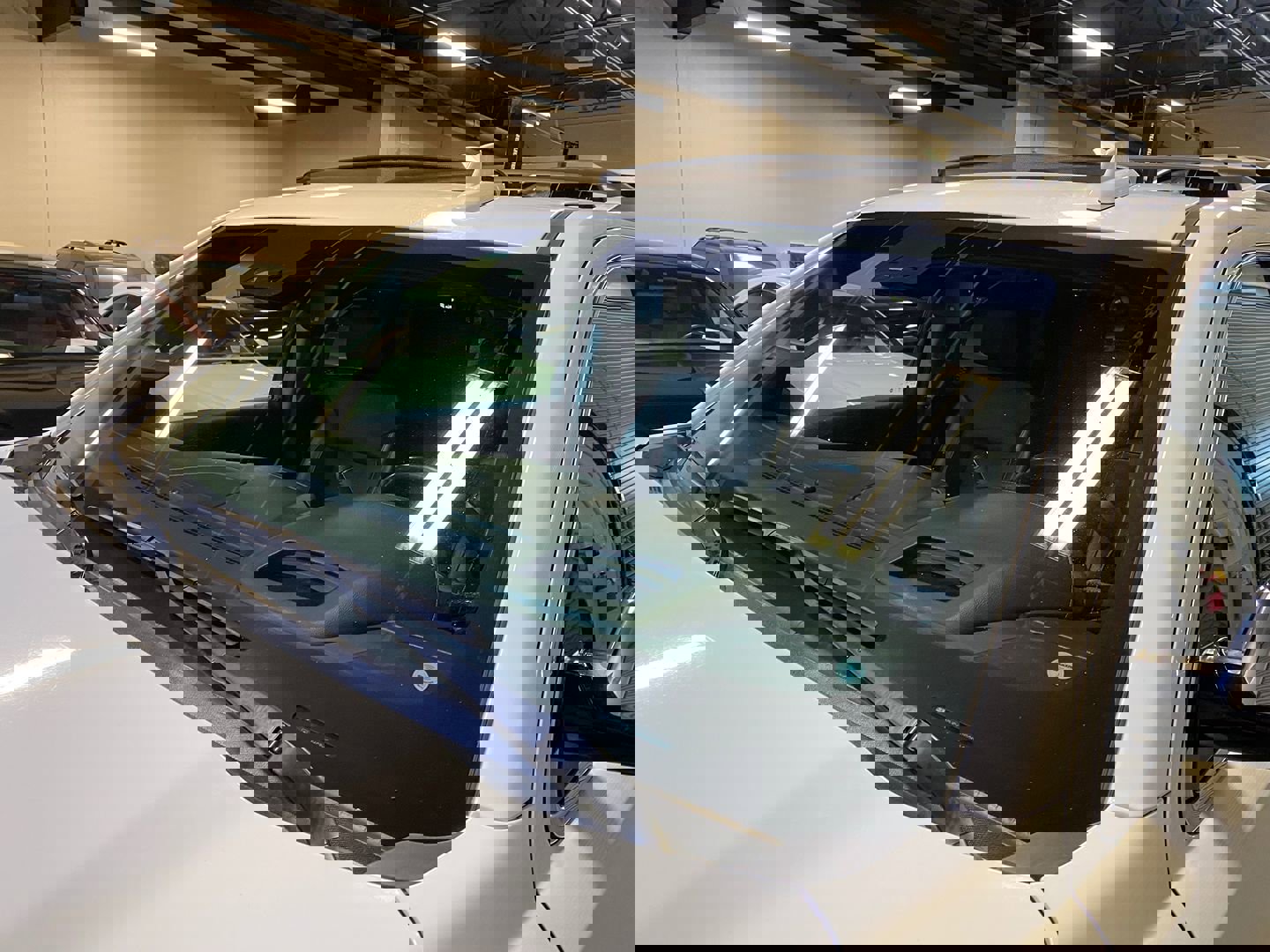 Used 2017 Chevrolet Suburban Premier image 13