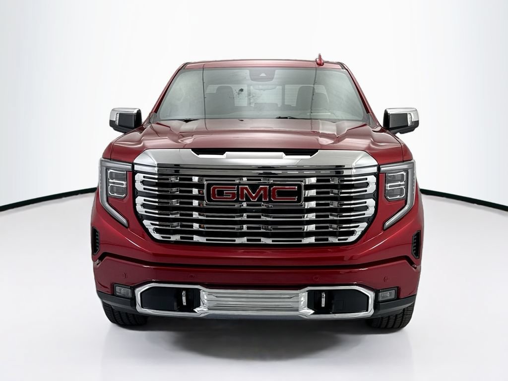 Used 2024 GMC Sierra 1500 Denali w/ Denali Reserve Package AWD/4WD image 10