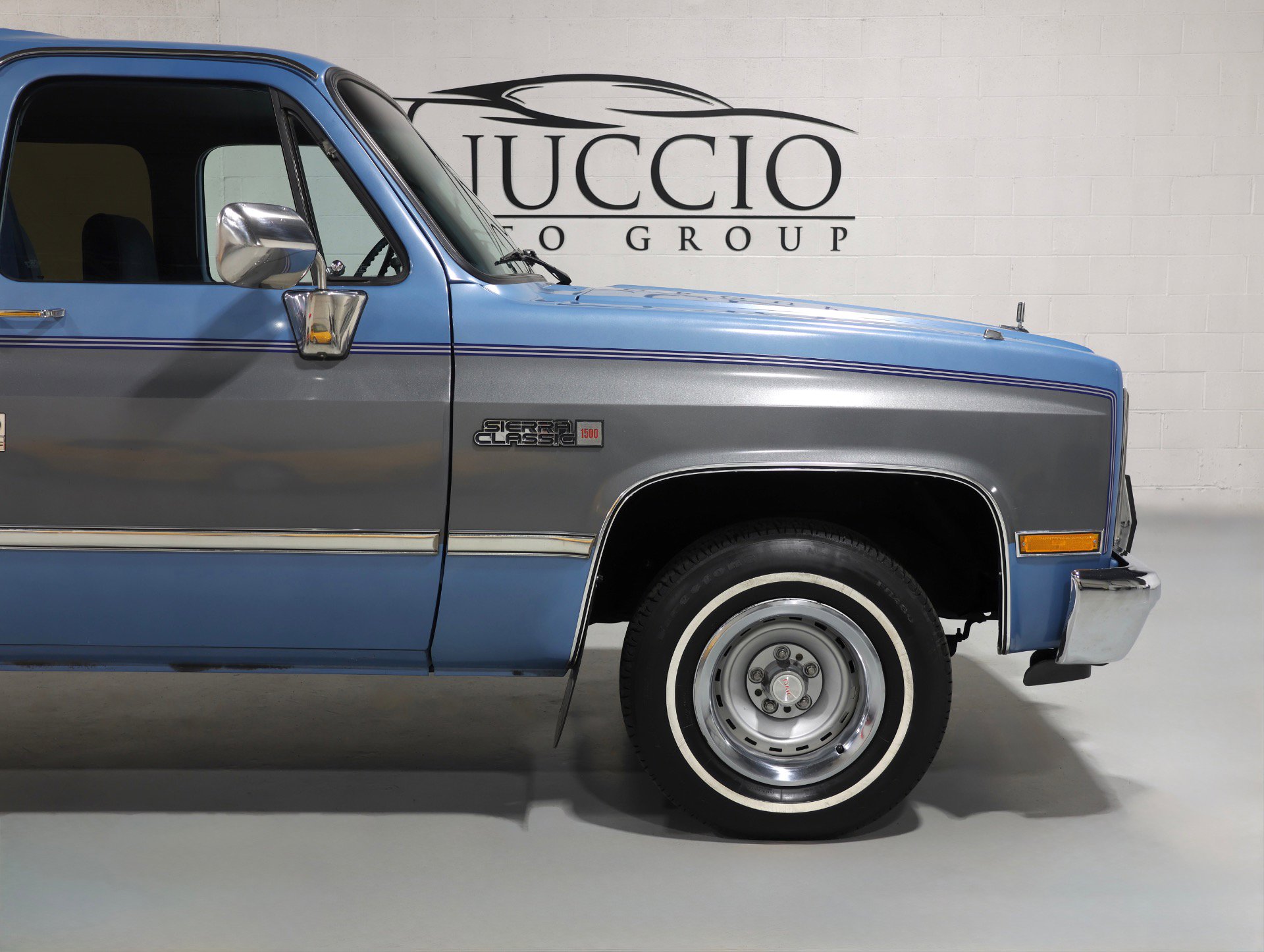 Used 1987 GMC Suburban 2WD image 52
