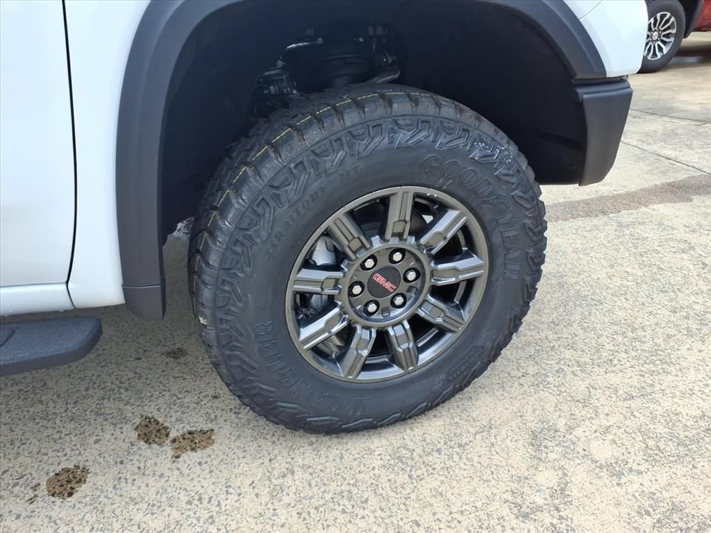 New 2026 GMC Sierra 1500 AT4X AWD/4WD image 9