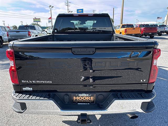 Used 2025 Chevrolet Silverado 2500 LT w/ Convenience Package AWD/4WD image 7